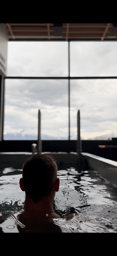 Cold plunge pool at PLUNJ Chandler